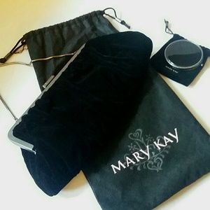MARY KAY PRESIDENTS AWARD BAG & COMPACT!